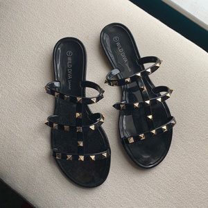 New Size 7 Sandals